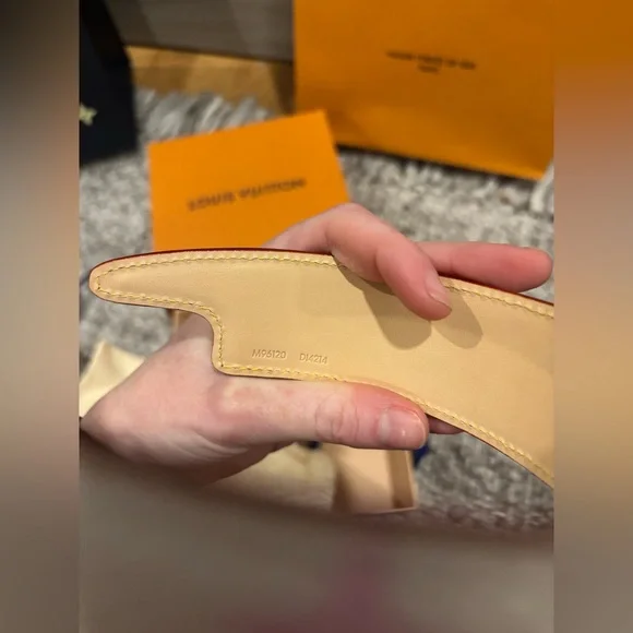 ***SOLD*** Louis Vuitton x Murakami 2025 Monogram Multicolor Outline Headband - Picture 11 of 11